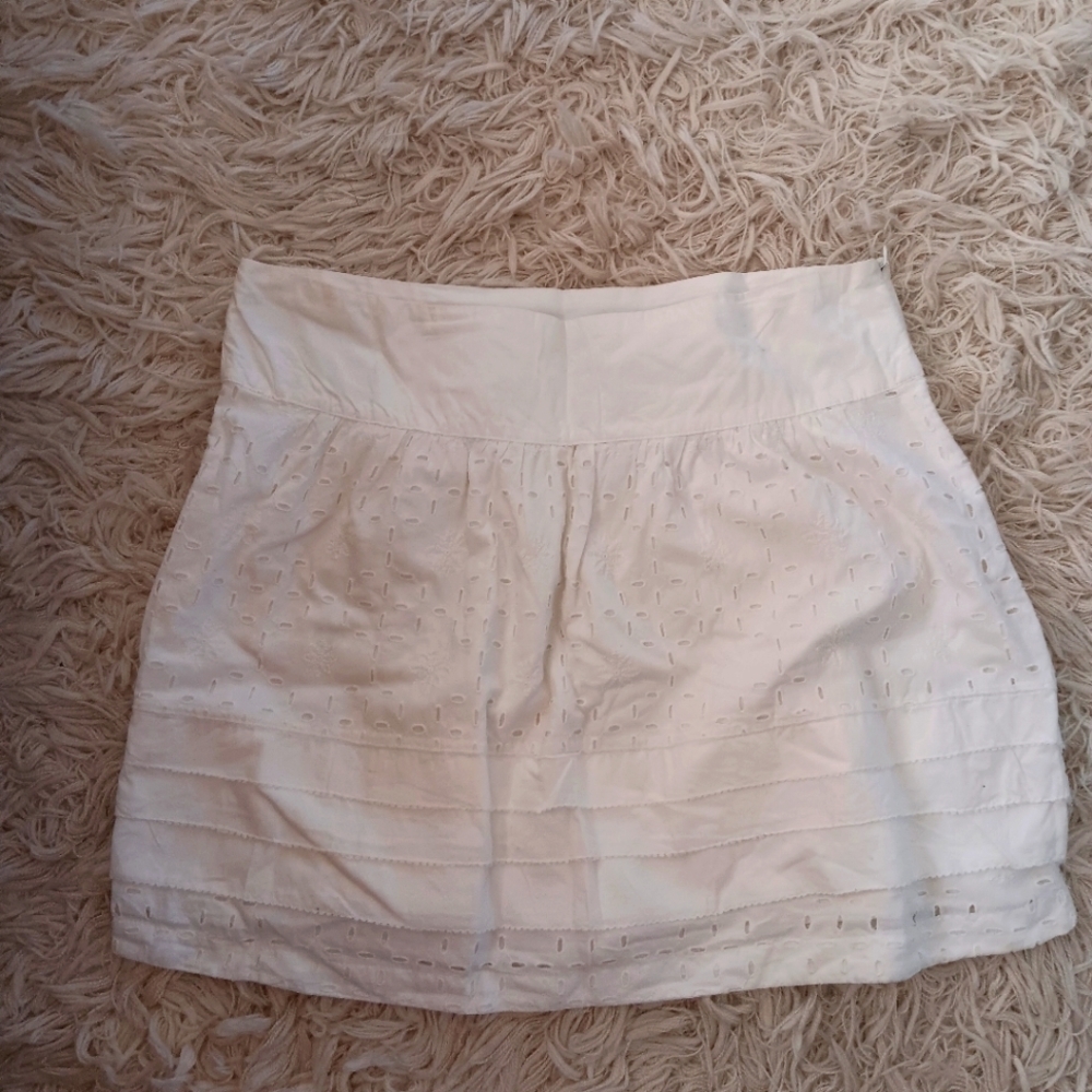 Banana Republic Eyelet Detailed White Side Zip Skirt Size 12 NWT